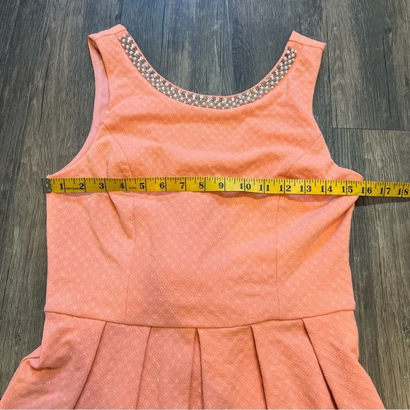 Alya Coral Sleeveless Fitted Beaded Pearl Neck V Back 
Cocktail Bow Dress PartyM - Picture 14 of 15